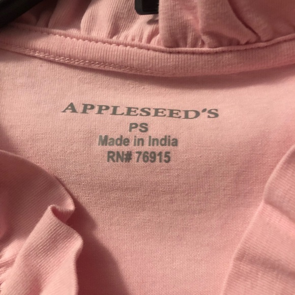 EUC Appleseed’s Light Pink Quarter Sleeve Solid Ruffle V-Neck Tee - Picture 6 of 6